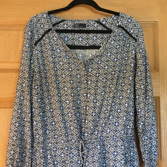 GAP Printed Long Sleeve Romper - Picture 4 of 7